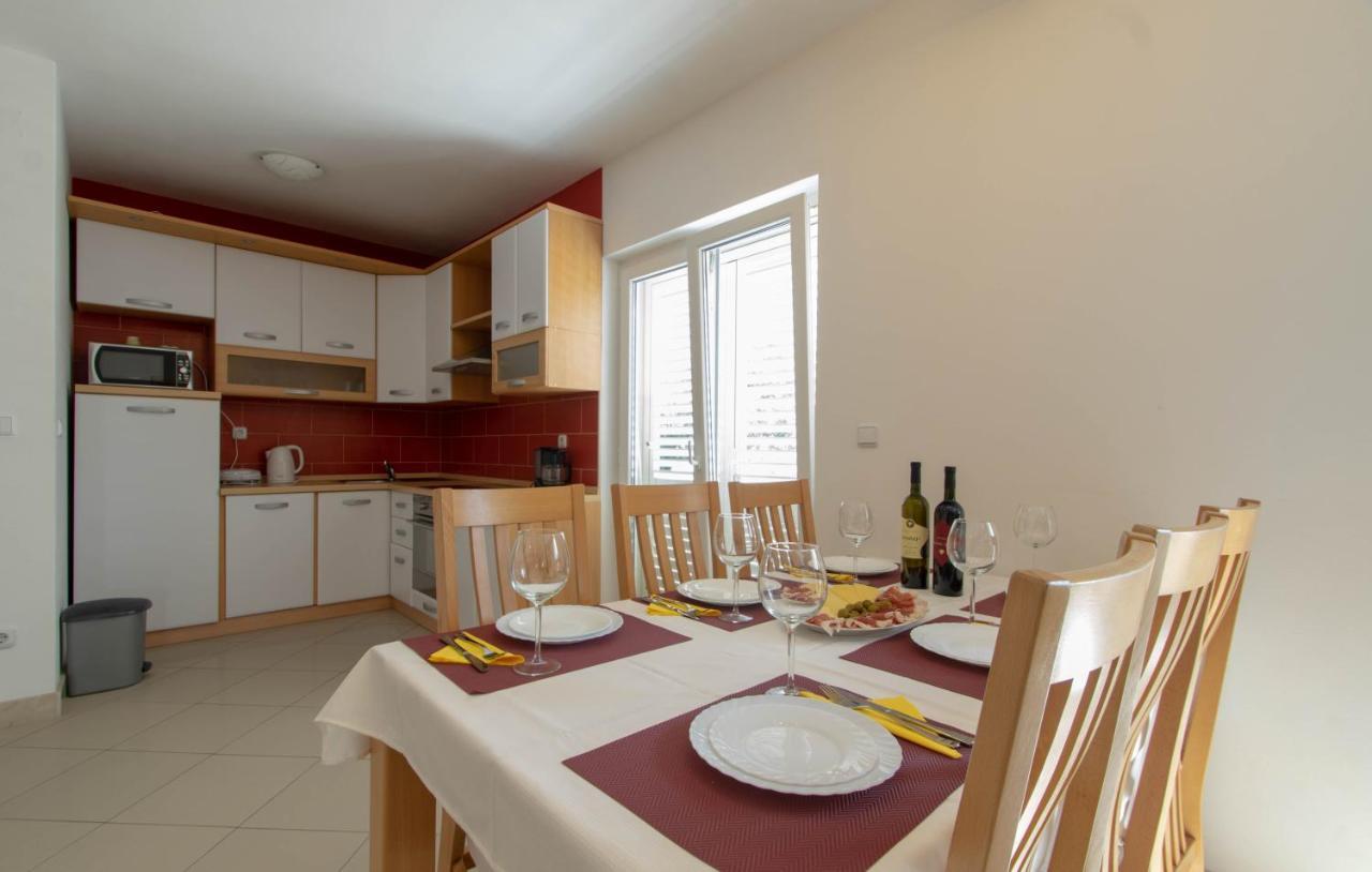 Apartments Valeria Zrnovo Exterior foto