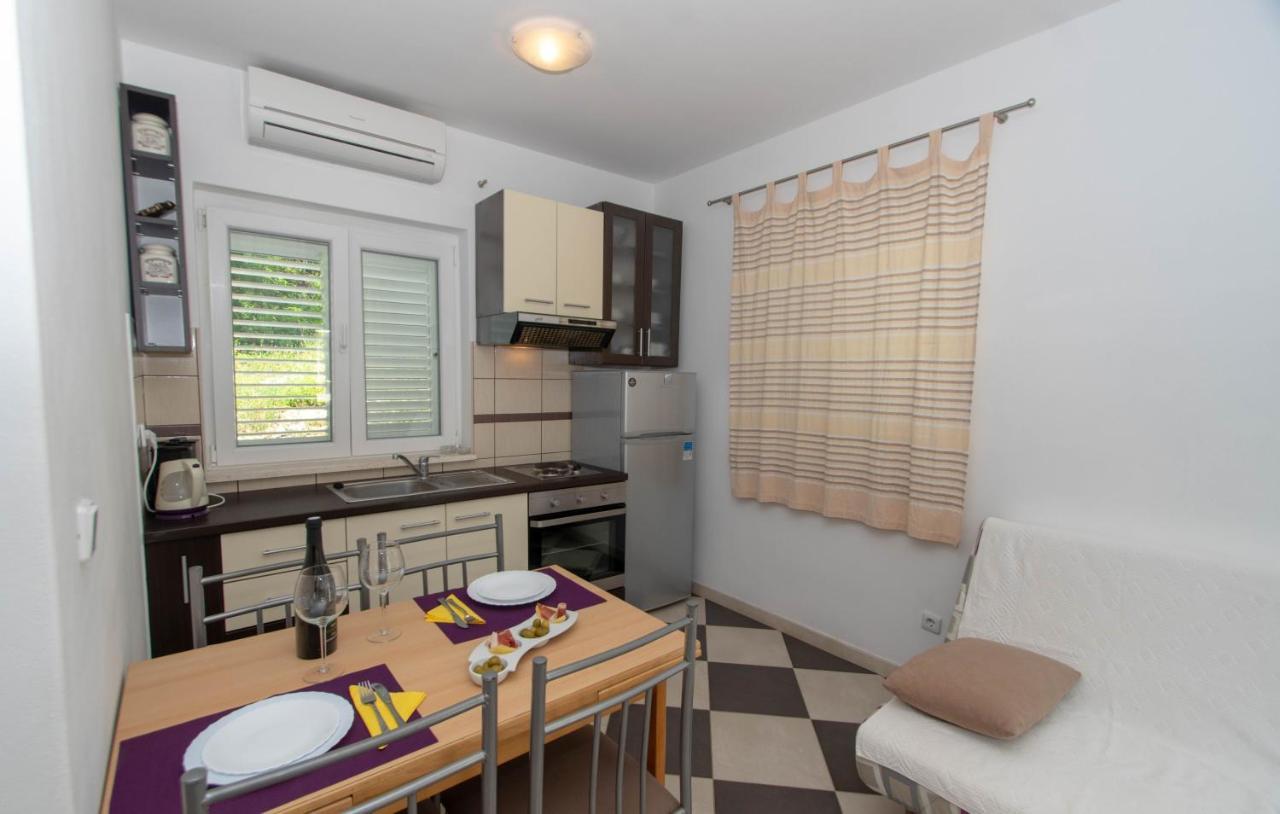 Apartments Valeria Zrnovo Exterior foto